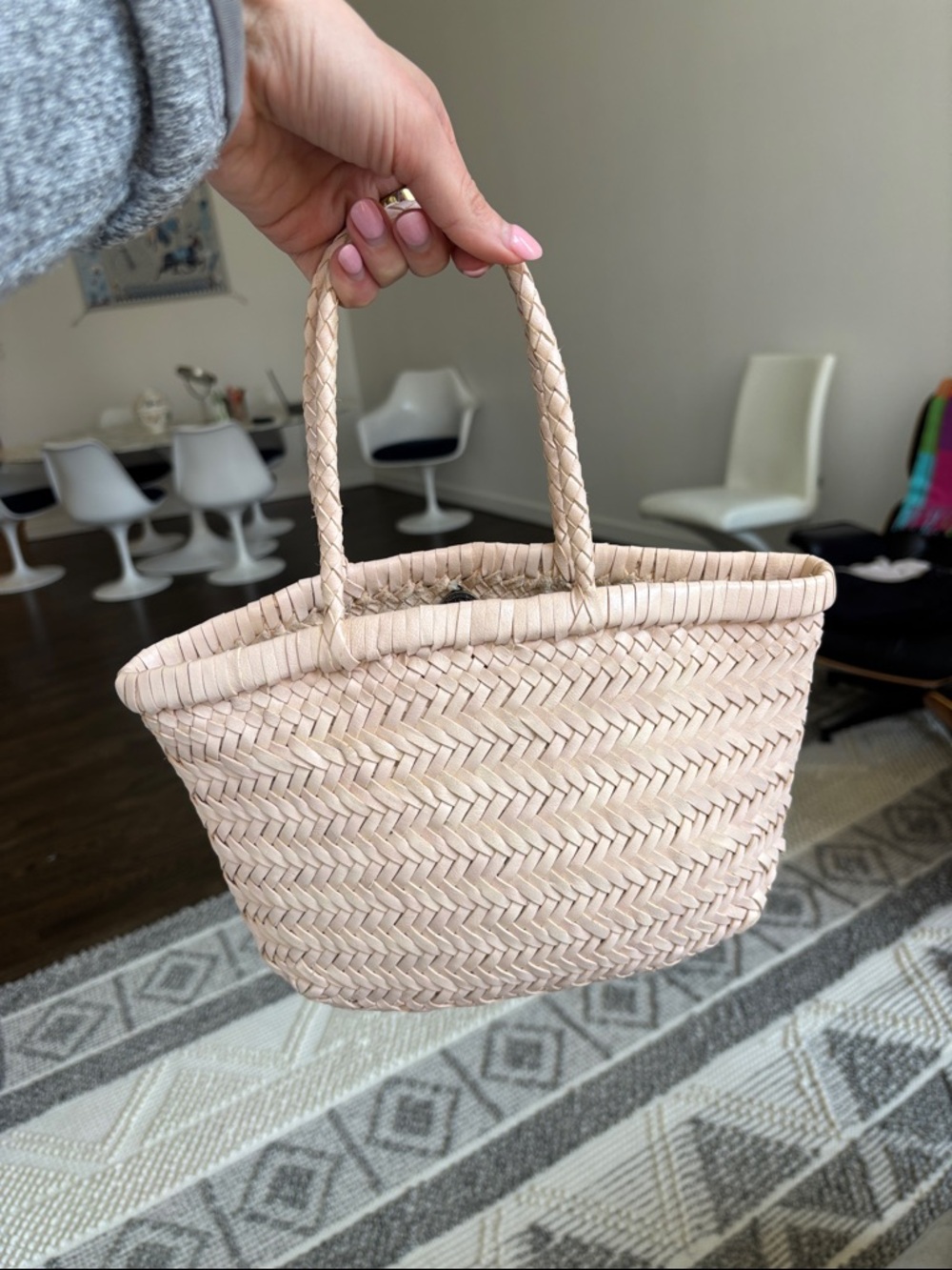 Dragon Diffusion Mini Flat Gora bag in cream color - Picture 3 of 6